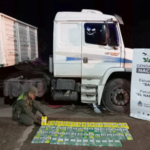 Acondicionaron más de 65 kilos de cocaína en el chasis de un camión, tenían como destino Entre Ríos