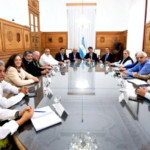 El Gobierno recibe a la CGT en Casa Rosada: reforma laboral y nuevo paro en agenda