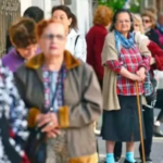 El Gobierno busca eliminar la moratoria jubilatoria y reemplazarla por un “plan social”