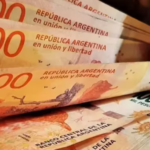 El Gobierno convocó al Consejo del Salario Mínimo para definir el aumento de mayo