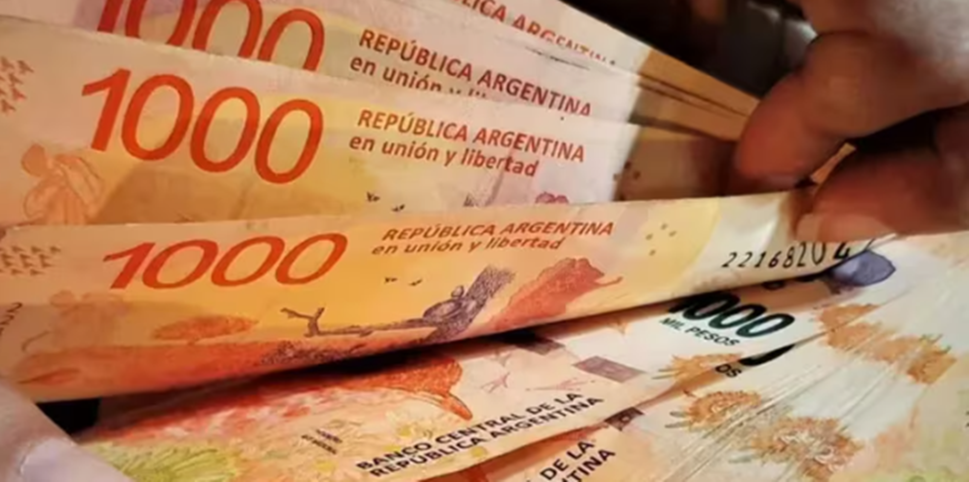 El Gobierno convocó al Consejo del Salario Mínimo para definir el aumento de mayo