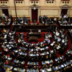 Aprobaron la reforma a las jubilaciones de la Ley Bases en una votación cerrada