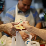 El INDEC difunde la inflación de abril: los analistas esperan que ronde el 8%