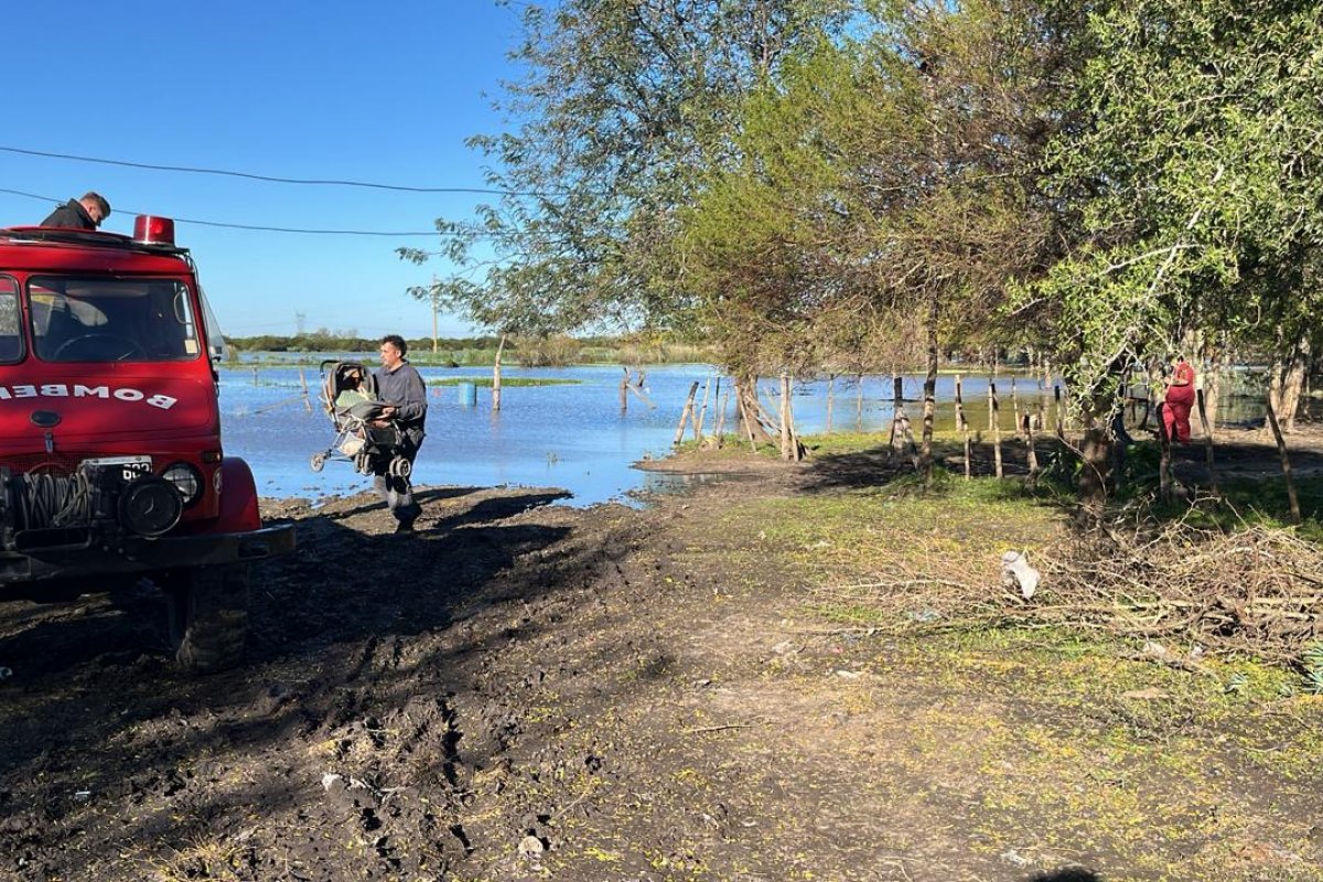 Comenzó el operativo de evacuación en Camino de la Costa