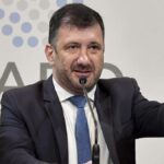 Designaron al hijo de Kueider en el senado, antes de votar por la Ley Bases