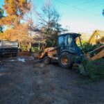 La municipalidad construye badenes sobre la Calle 2 del Camino de la Costa