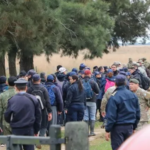 Buscan a Loan en Corrientes: tras las huellas humanas pequeñas, hallan una naranja pelada y sangre