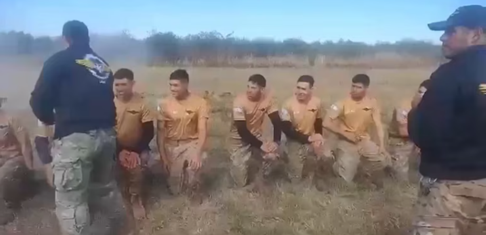 El Gobierno asegura que aplicará las “máximas sanciones” a los responsables de arrojar cal viva a soldados del Ejército en una “fiesta de iniciación”