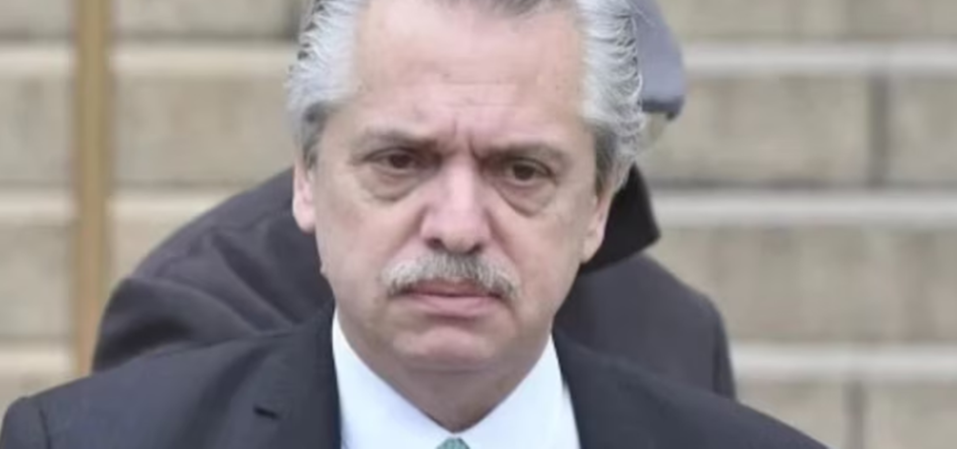 Alberto Fernández rechazó la invitación de Javier Milei al Pacto de Mayo y lo acusó de querer romper la Constitución