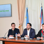 La provincia aumentará por decreto el salario a los docentes