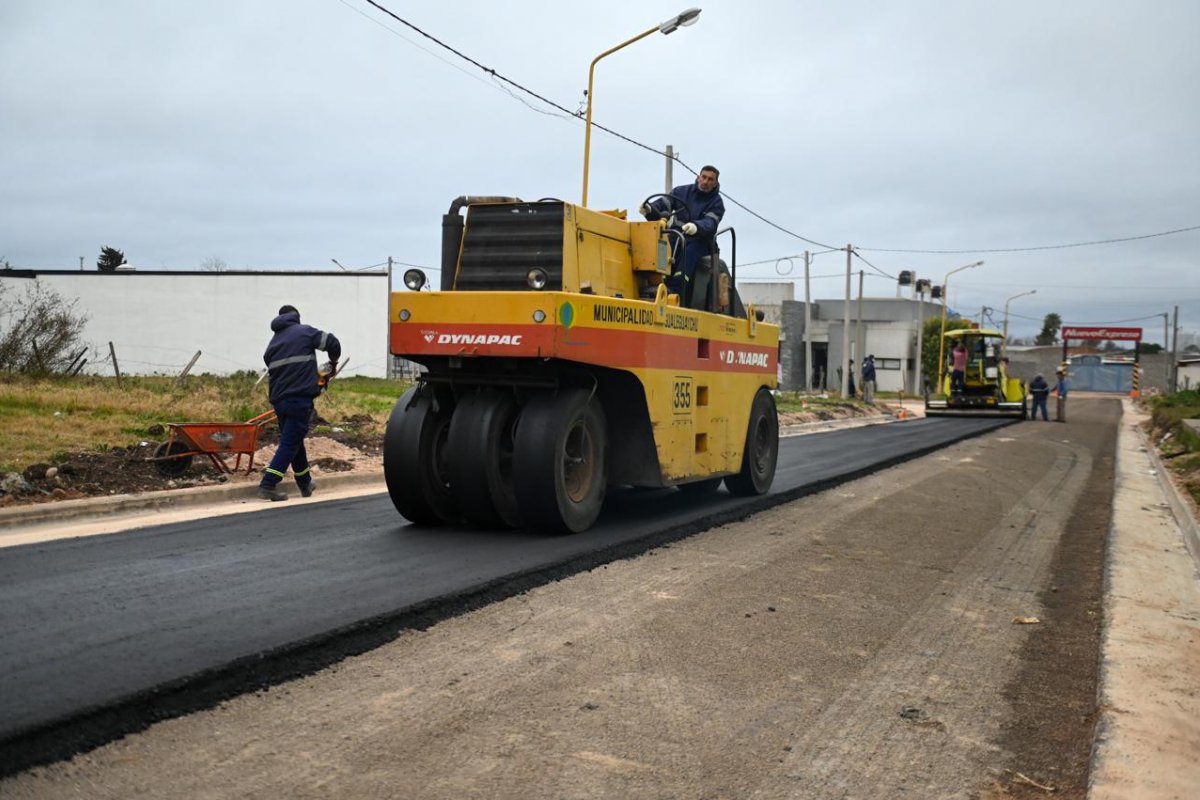 Siguen los trabajos de pavimentación por el Sistema de Consorcios
