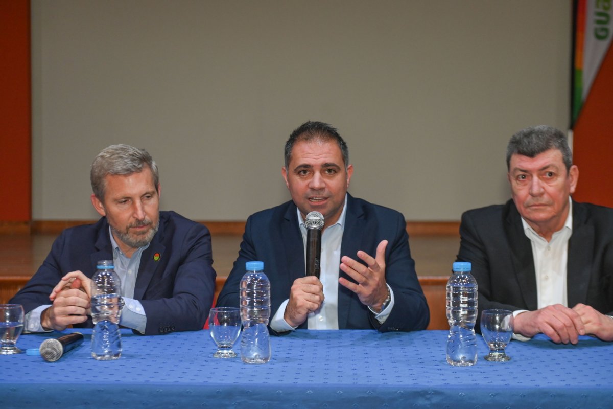 Entrega de escrituras: más de 200 familias de Gualeguaychú recibieron la titularidad de sus vivienda