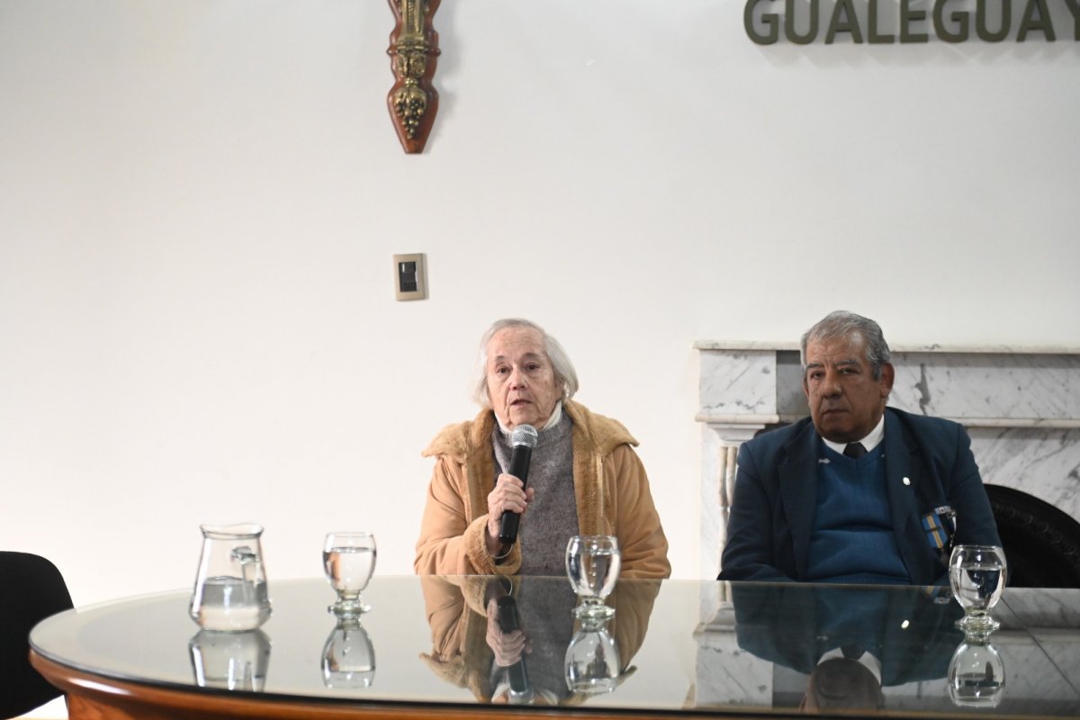 “Carta a Malvinas”: un emocionante reencuentro a 42 años de la Guerra