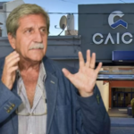 Grieve y esa GRAVE COSTUMBRE de estar en el Estado de los dos lados del mostrador, que NO CAMBIA ni con CAMBIEMOS