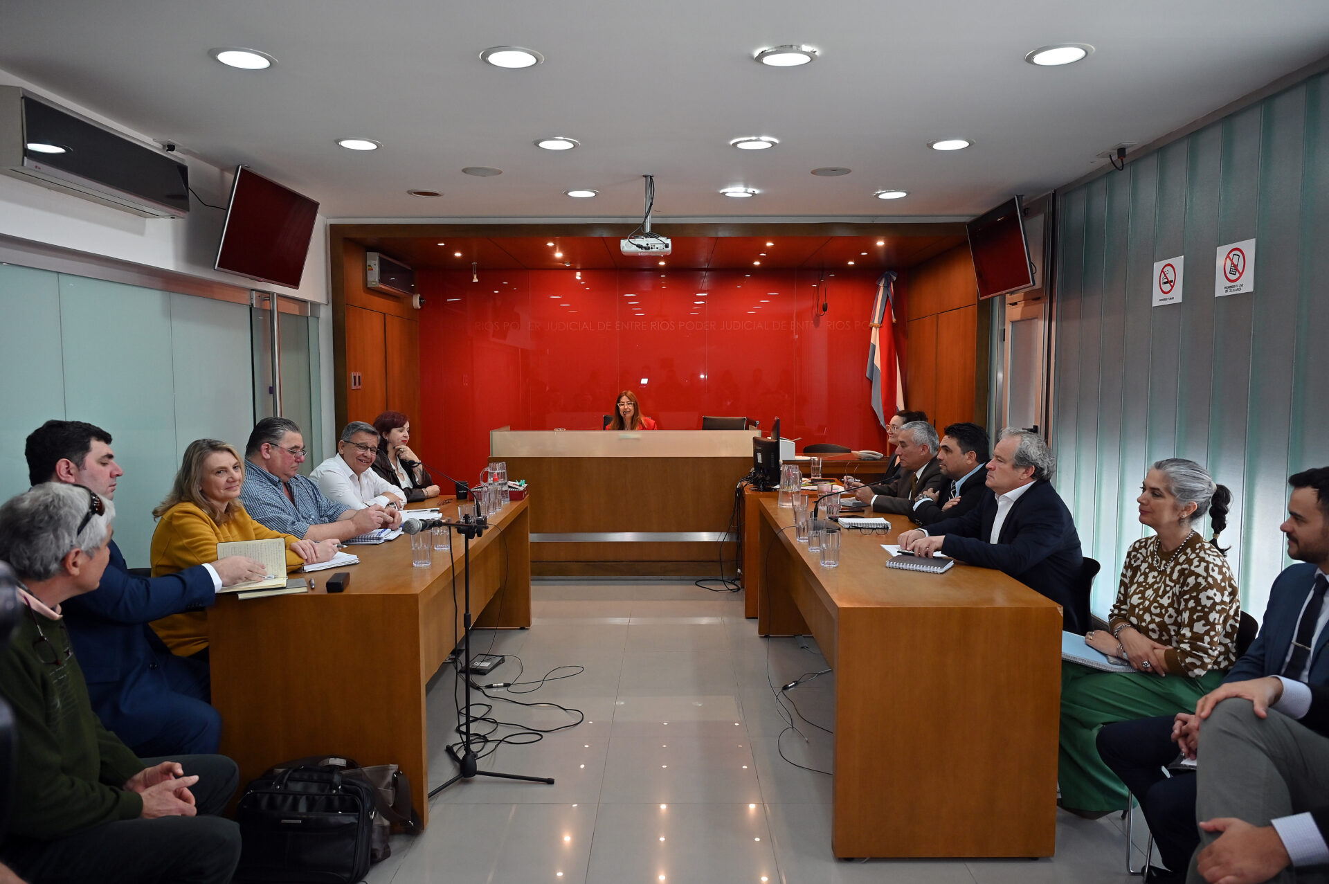 El gobierno elevó una nueva propuesta de recomposición salarial a los docentes