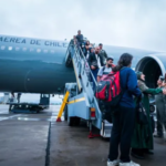 Siete argentinos fueron evacuados del Líbano en un avión humanitario de Chile 