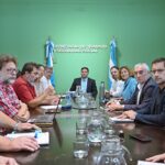 Gobierno y docentes firmaron un acuerdo paritario que garantiza la finalización del ciclo lectivo con normalidad