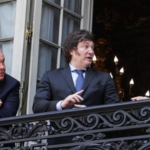Tras la salida de Mondino, el Gobierno quiere recortar los sueldos y las jubilaciones de los diplomáticos
