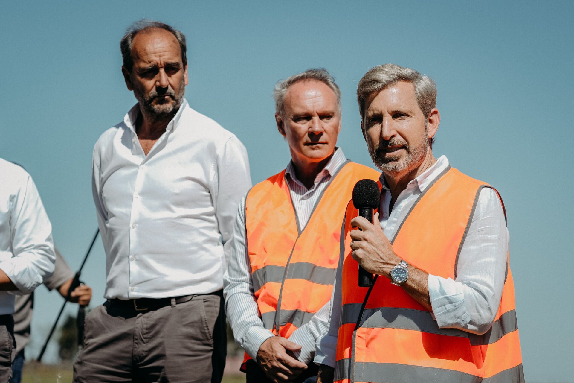 En ruta 20, Frigerio dio inicio formal al plan de recuperación vial entrerriano