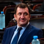 El Gobierno presentaría un proyecto para echar a legisladores que estén en la misma situación que Edgardo Kueider