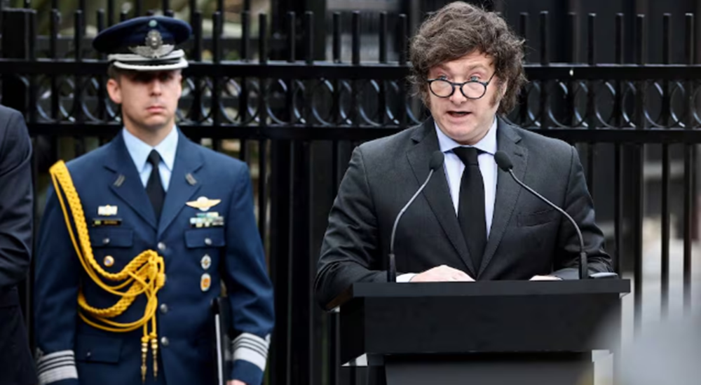 Milei reformará la Policía Federal: busca sumar agentes en el interior y que sea una fuerza de investigación