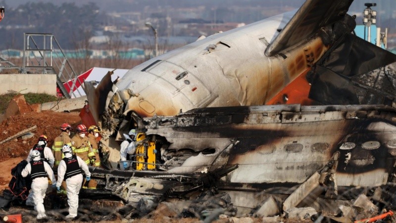 Nueva tragedia aérea arrebató la vida de 179 personas