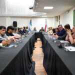 El gobierno le confirmó a los gremios docentes que se devolverán los descuentos por errores en liquidaciones