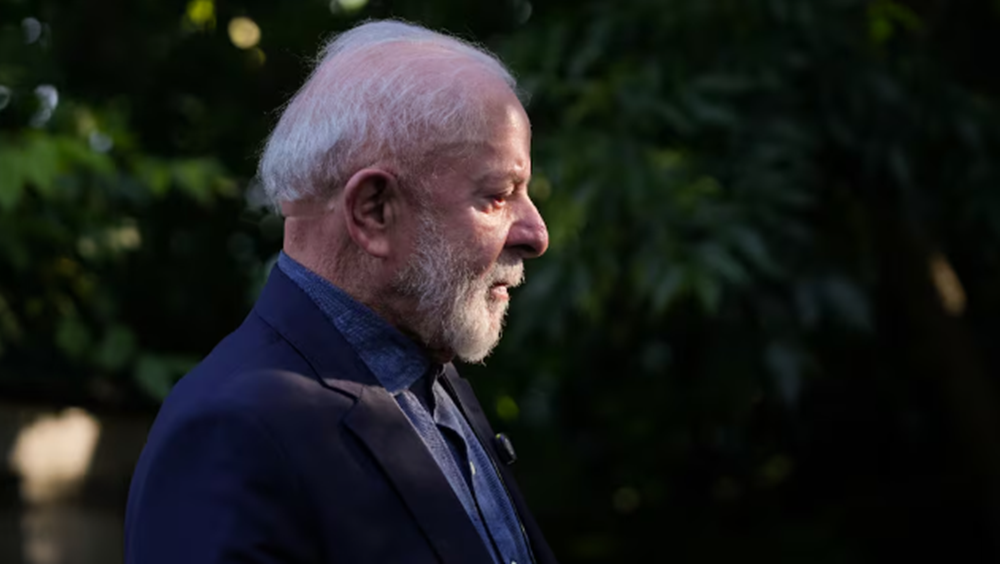 Lula da Silva fue hospitalizado y operado de urgencia por una hemorragia en el cerebro