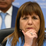 El Gobierno refuerza los controles a los presos de alto riesgo y les prohíbe el contacto físico en las visitas