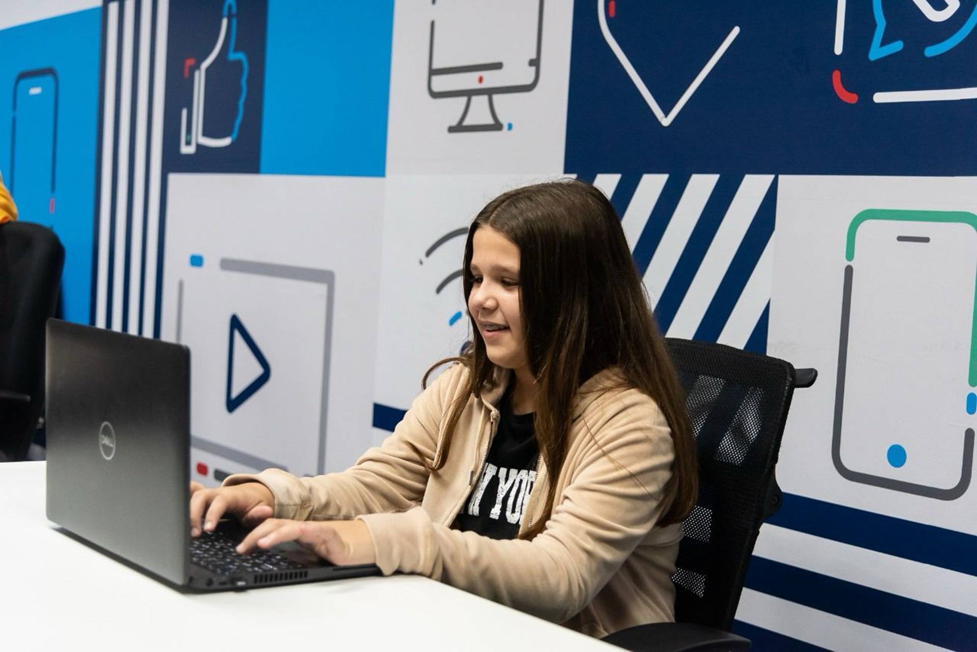 Vuelven las capacitaciones gratuitas en Inteligencia Artificial y Programación para chicas entrerrianas