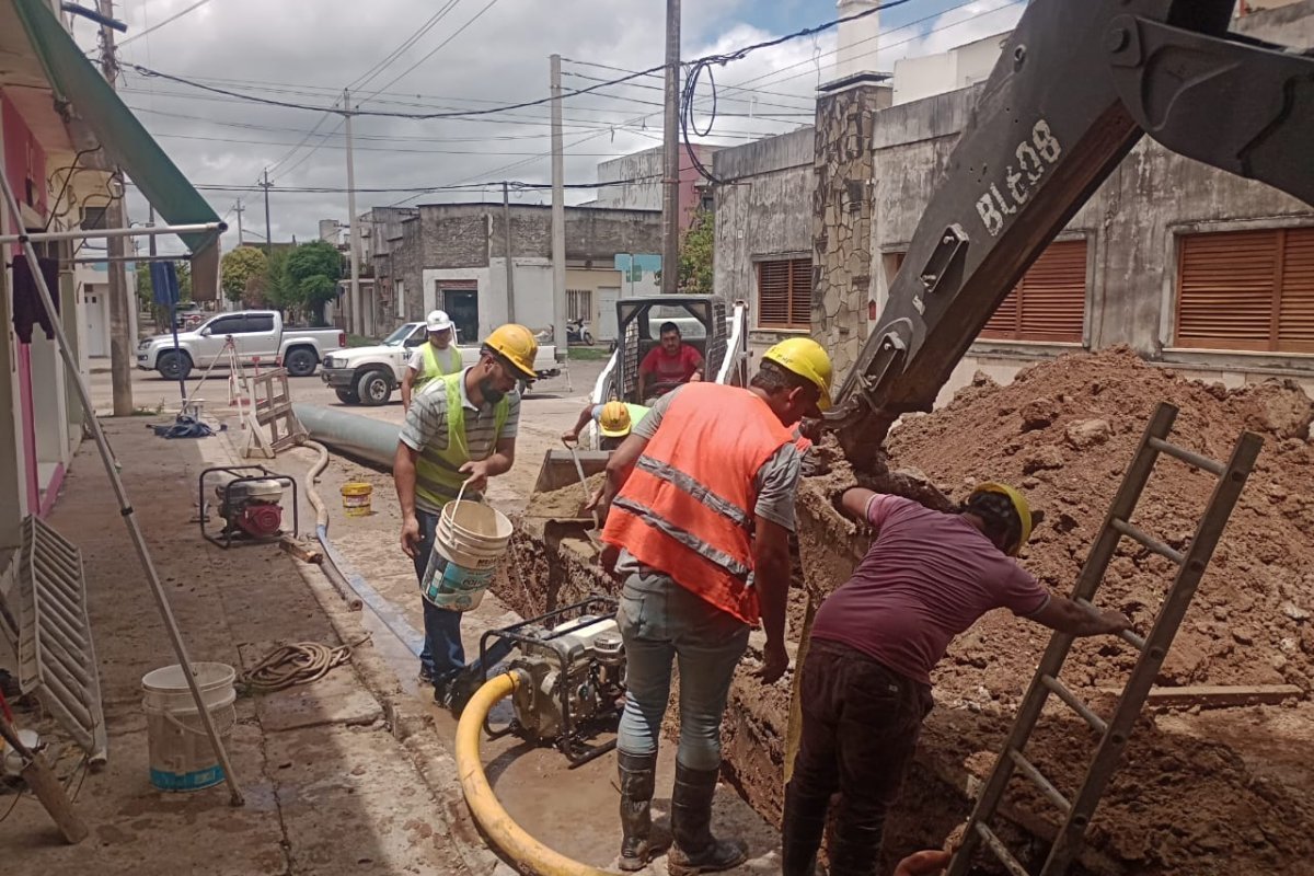 Obra Lavalle: corte del servicio de agua por conexión del caño que beneficiará a 20 mil vecinos