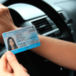 El increíble caso del psicólogo trucho: firmó más de 300 certificados para licencias de conducir