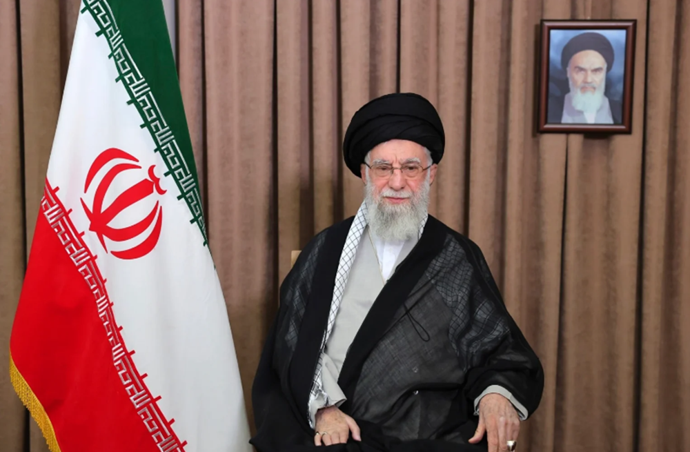 Khamenei: Cualquier ataque estadounidense tendrá “graves consecuencias irreparables”