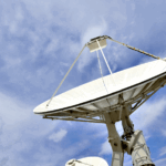 Alerta por interferencias en comunicaciones, navegación y sistemas satelitales según el SMN