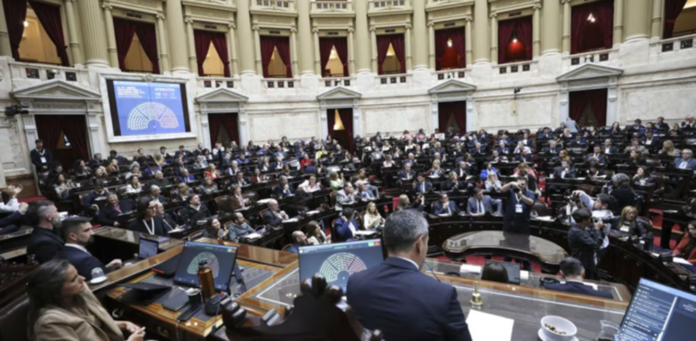 La Cámara de Diputados aprobó el proyecto de ley para aumentar las jubilaciones en un 7,2% y un bono de 0.000