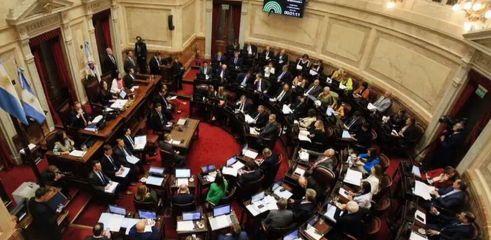 Los senadores se aumentan el sueldo más del 4% y cobrarán por encima de $ 9,5 millones