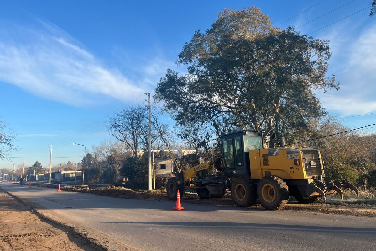 Avanza el plan de mejoramiento vial en distintos puntos de Gualeguaychú