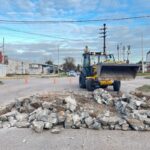 Continúan las obras de bacheo en diversos barrios de la ciudad
