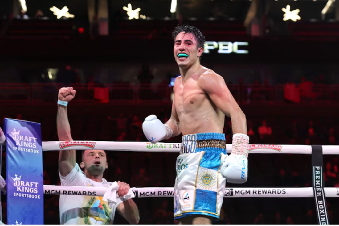 Mirco Cuello le ganó a Sergio Ríos y se consagró campeón del mundo pluma de la AMB
