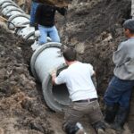 Instalaron los caños para la ampliación de la red de desagüe pluvial de la zona oeste en Gualeguaychú
