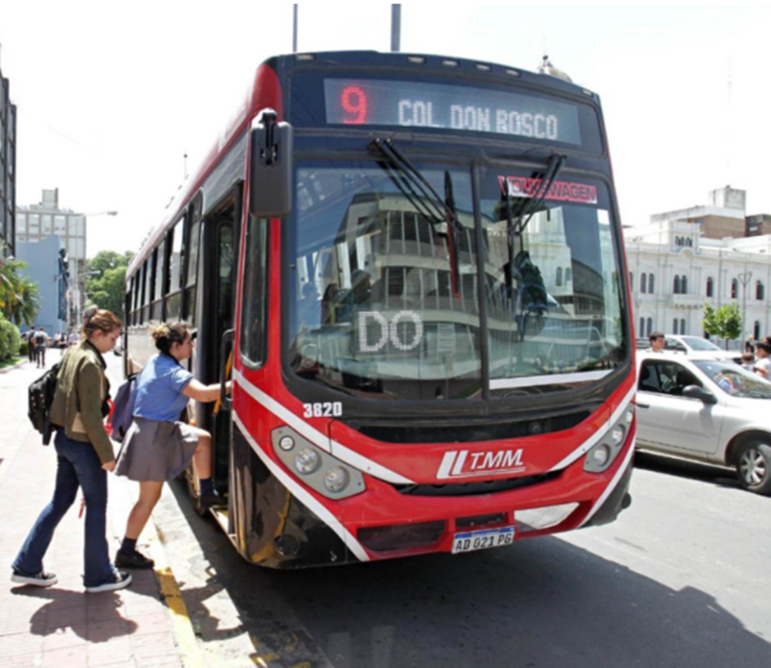 El gobierno provincial intervino para que se levante el paro de colectivos en Paraná