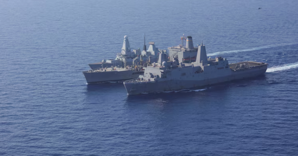 Dos aeronaves militares del régimen de Maduro hostigaron a un buque de la Armada de EEUU en aguas internacionales