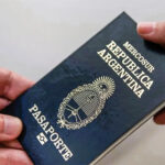 El Renaper habilitó nuevas vías para verificar pasaportes defectuosos
