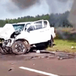 Cuatro muertos por un choque en Corrientes: una de las camionetas se prendió fuego al costado de la ruta