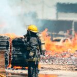 La Municipalidad de Gualeguaychú colaboró con Bomberos en el incendio de un depósito en el Acceso Sur