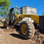 El Municipio realizó mantenimiento vial en la zona del club Tiro Federal y otros sectores de la ciudad