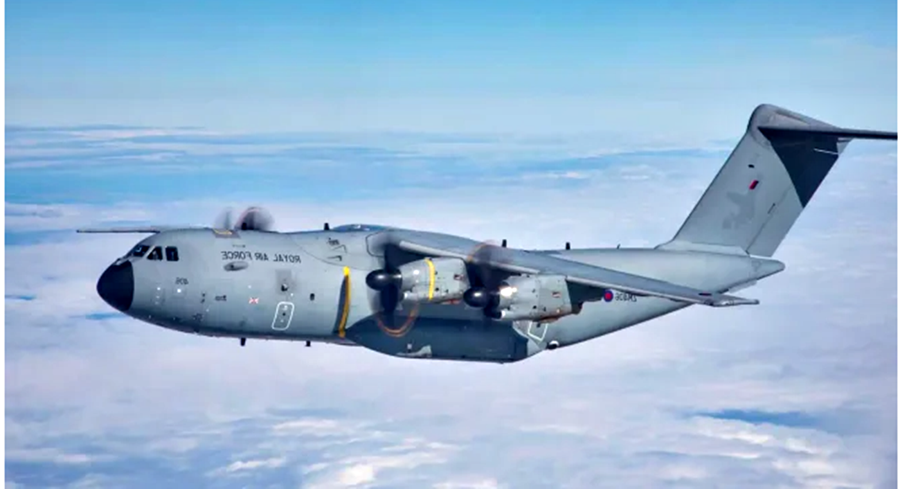 Avión militar británico sobrevoló la base antártica San Martín