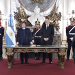 Milei no reabrirá la embajada de Argentina en Venezuela hasta que liberen a argentinos detenidos