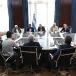 Frigerio gestiona junto a empresarios más oportunidades para el sector avícola