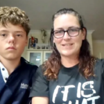 “No creo ser un héroe”: el niño que nadó de forma “sobrehumana” durante 4 horas para salvar a su madre y sus hermanos